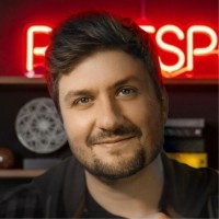 CRM Educacional Employee Renato Crespo's profile photo