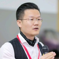 天远 江 Email