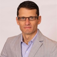 Edwards Lifesciences Employee Esteban Campos's profile photo