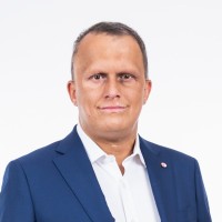Martin Benda Email