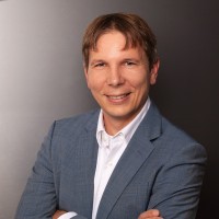 Erik Neumann Email