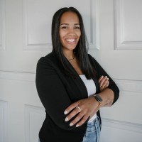 j Three, Inc. Employee Suzi Rotz's profile photo