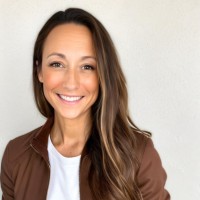 Nicole Elzer