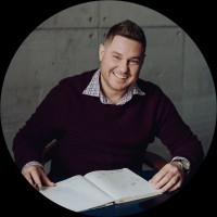 Data Operations Employee Alex Lavel's profile photo