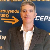 Guzmán de Paz Herrera Email