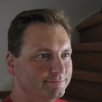 Micha Roos Email