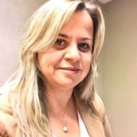 Zhaneta Mullisi Email