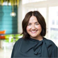 Lunnē Employee Beth Combs's profile photo