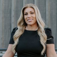 Gott's Roadside Employee Farrah Gwin's profile photo