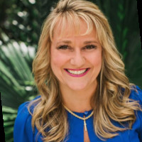 ResortQuest Employee Robin Lanier's profile photo