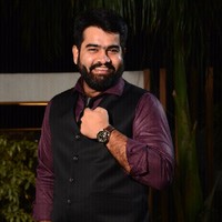 Email e telefono di Amar Dudhwala