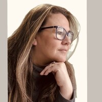 Roberta Jones Email & Phone Number