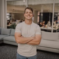 Hendri van Schalkwyk Email