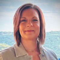 Branson Bank Employee Shannon Stewart's profile photo