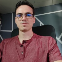 Destored Employee Bayron Leiva's profile photo
