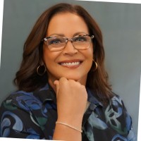 Lake Norman Realty Employee Belinda Howdyshell's profile photo