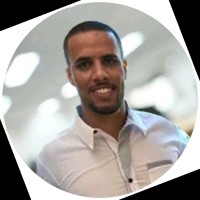 Lida Exames Employee Edson Flores's profile photo