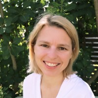 Katrin Loechner Email