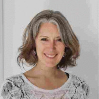 Email e telefono di Ashley Messenger