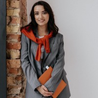 Yulia Lyshtva Email