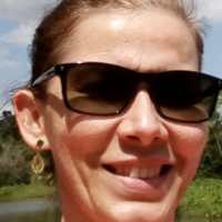 Dea Calderaro Email