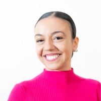 Julia Cunha Email
