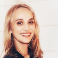 Julia Röder Email