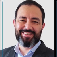 Renato Pinheiro de Souza Email