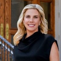 Lisa Hashemi Email & Phone Number