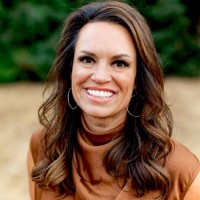 Robyn Lavassaur Email & Phone Number