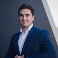 Moritz Pistauer Email