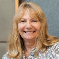 Roz Walker Email & Phone Number