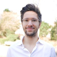 Kaspar Naraghi Email