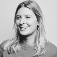 E-mail e número de telefone de Alexandra Vogele