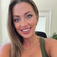 Kelly Dubois Email & Phone Number