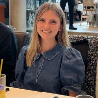 Olsam. Employee Lily Ray's profile photo
