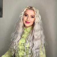 Sarah Russell's profile photo