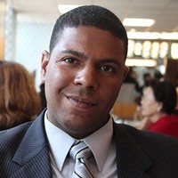 Ariel de la Rosa Email & Phone Number