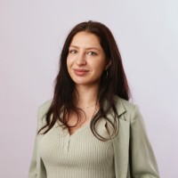 Jana Debelan Email