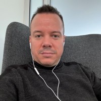 Sašo Bochl Email