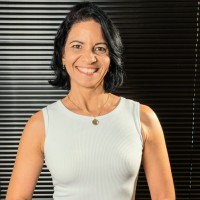 Renata Marra Email