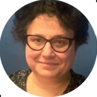 Iulia Mariniuc Email