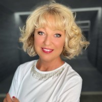 Széchenyi István University Employee Zita Zombori's profile photo