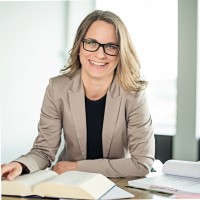 Dolde Mayen & Partner Employee Tina Bergmann's profile photo