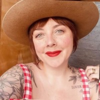 Magic Molecule Employee Sarah Sabatino's profile photo