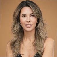 Suelen Barcellos Email