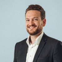 Alexander Grau Email
