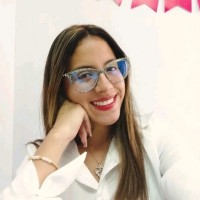 Super Exito Employee Milena López's profile photo