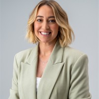 Email e telefono di Kirsty Lucas