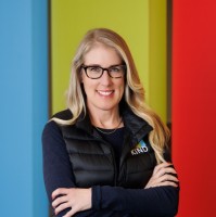 KIND Employee Julie Ash's profile photo